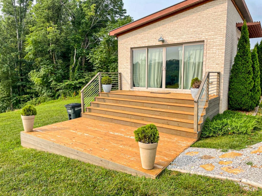 Decks in Dickson, Fairview, Franklin, Brentwood, Nashville, Bellevue,Charlotte,Green Hills,Spring Hill,Kingston Springs, Pegram, Burns, White Bluff, Vanleer