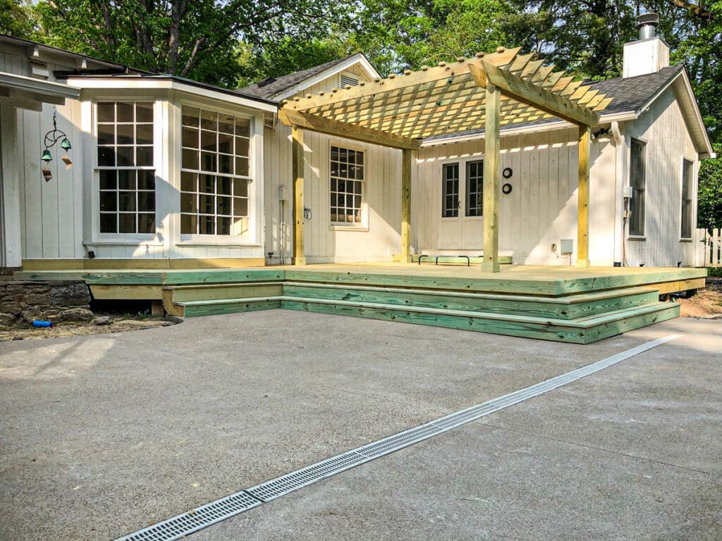 Decks in Dickson, Fairview, Franklin, Brentwood, Nashville, Bellevue,Charlotte,Green Hills,Spring Hill,Kingston Springs, Pegram, Burns, White Bluff, Vanleer