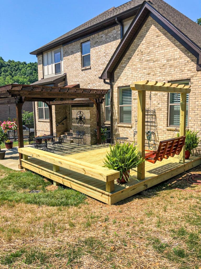Decks in Dickson, Fairview, Franklin, Brentwood, Nashville, Bellevue,Charlotte,Green Hills,Spring Hill,Kingston Springs, Pegram, Burns, White Bluff, Vanleer